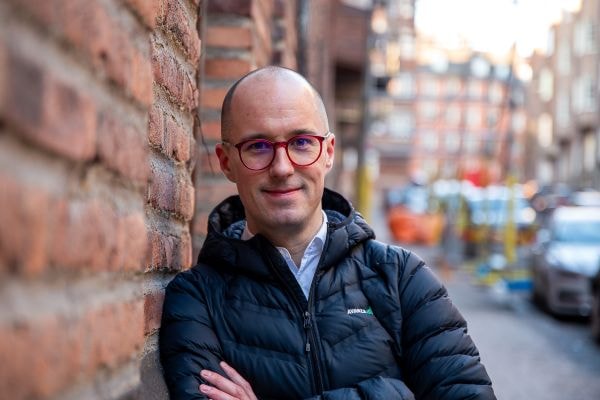 Philip Scholtzé sparekonom på Avanza.