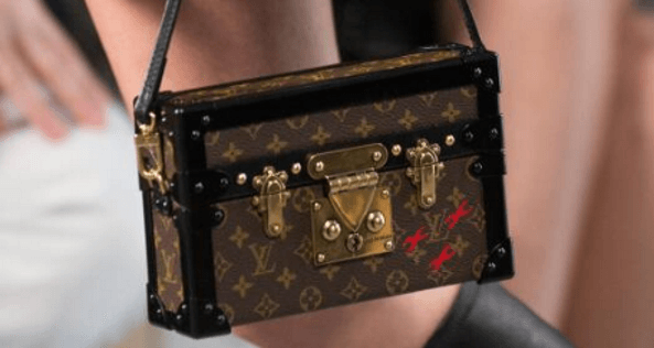 placera-LVMH väska.png