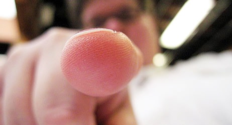 placera-finger-fingerprint-biometri-fingeravtryck-Foto-A2Gemma-CC.jpg
